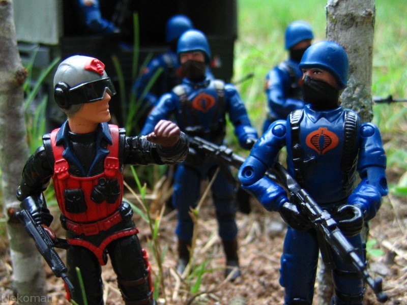 Toys R us cobra urban division gi joe arah vintage valor vs venom